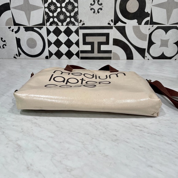 Bloomingdales  Little brown bag style Medium Laptop Case - Picture 5 of 9